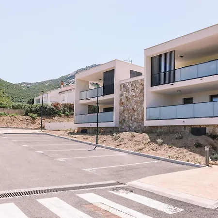 Domaine Di Amuvrella *