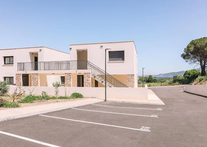 Domaine Di Amuvrella * Calvi (Corsica)